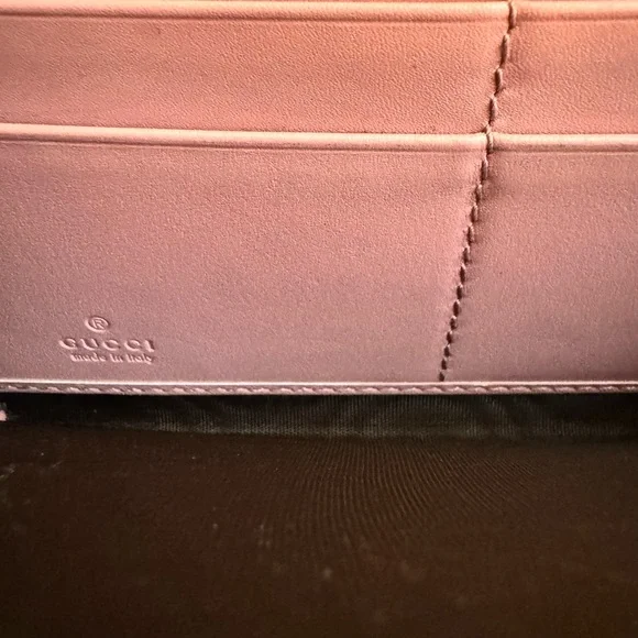 Gucci Pink Guccissima Zip Wallet - Picture 3 of 8
